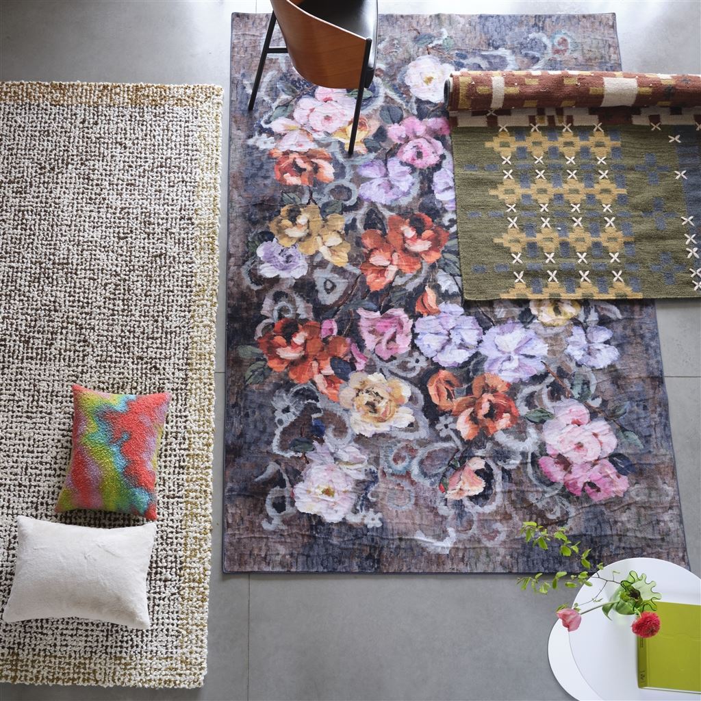 Alfombra Tapestry Flower Damson de Designers Guild