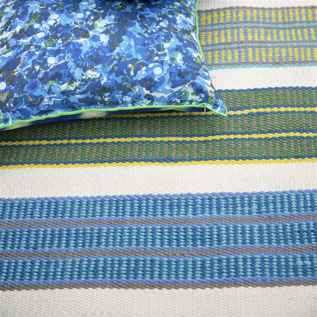 Alfombra de exterior Mahakam Cobalt de Designers Guild