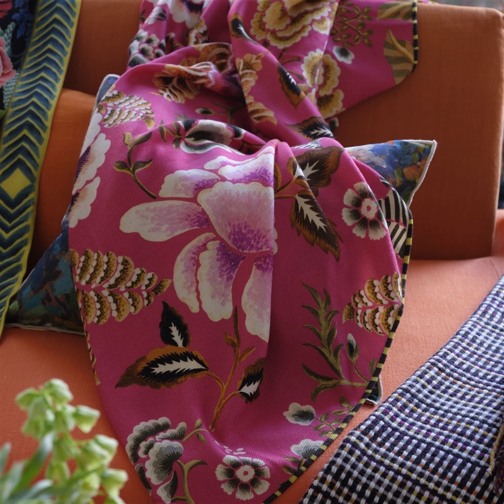 Rose De Damas Cerise Merino Wool Throw