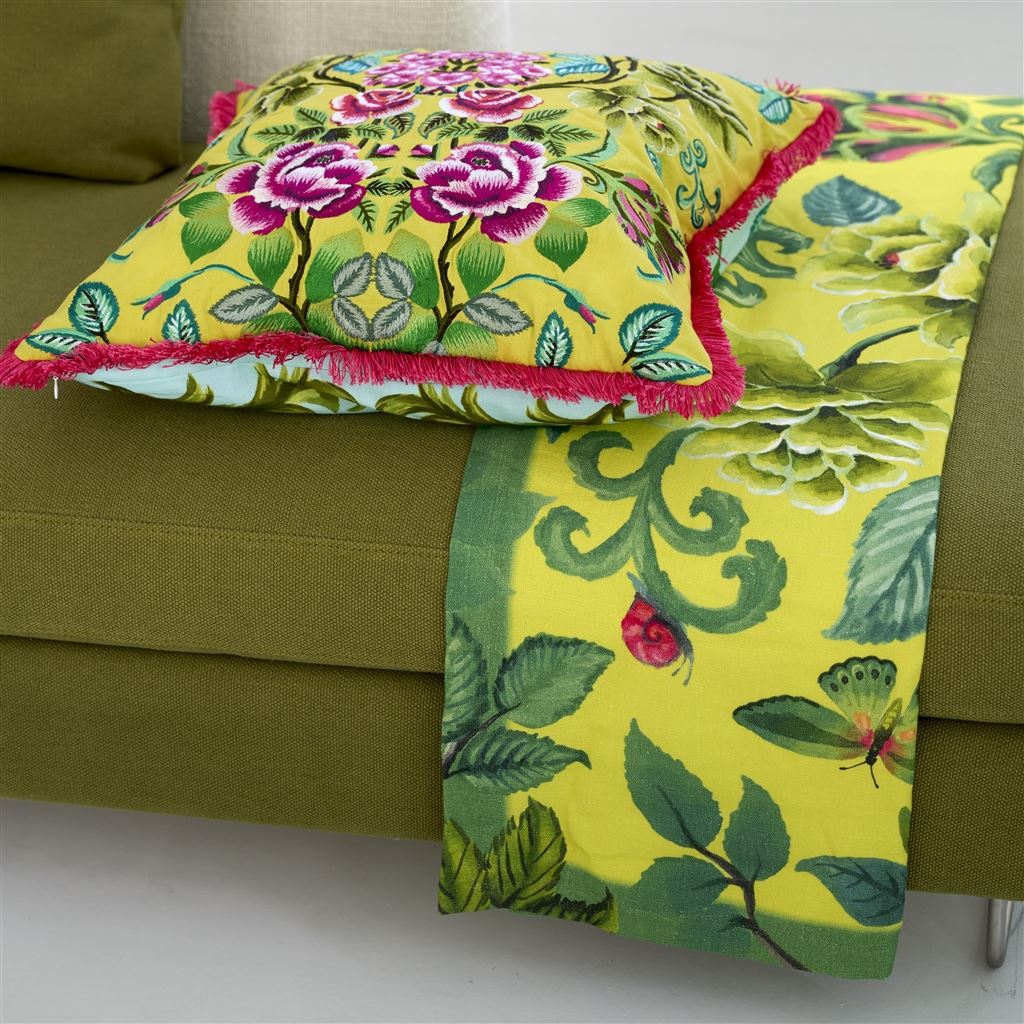 Cojín decorativo Eleonora Embroidered Alchemilla de algodón de Designers Guild