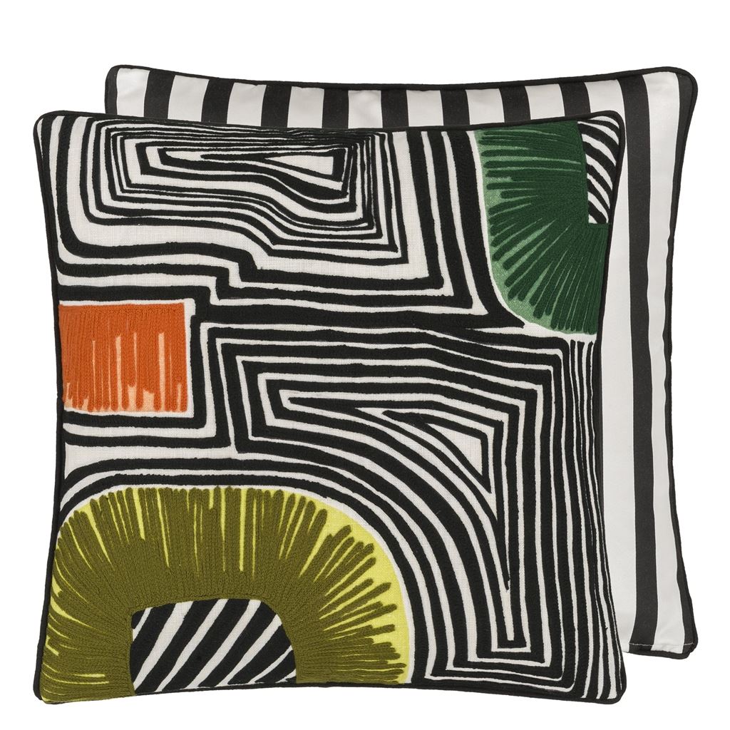 En Allant Aux Baux Cypres Decorative Pillow