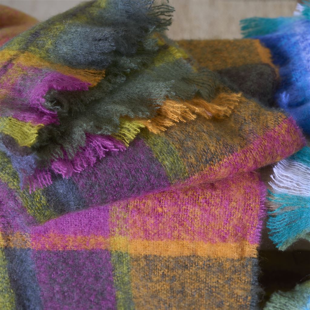 Designers Guild Mikome Fuchsia Mohair Throw