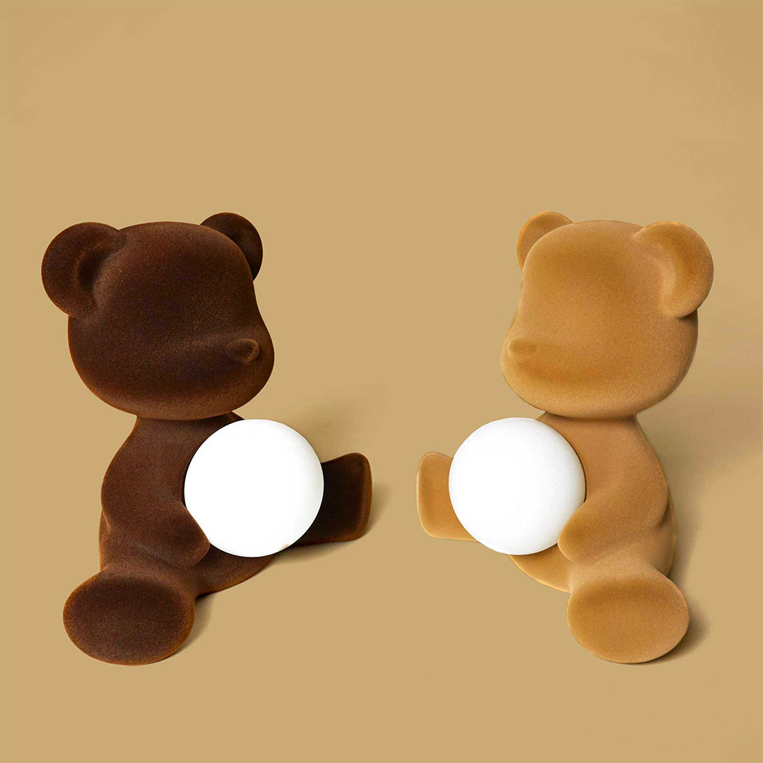 Lámpara LED Teddy Girl con acabado de terciopelo